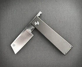 Pistol bull cutter knife