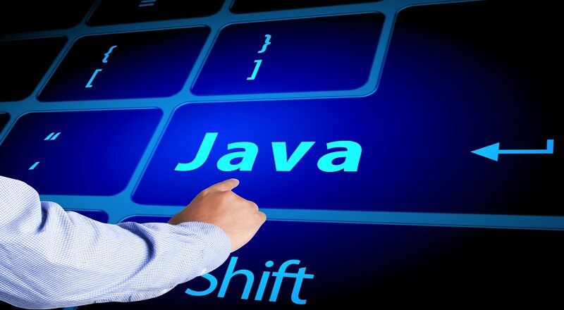 Unlocking Dynamics: The Advantages of Java for Web Apps